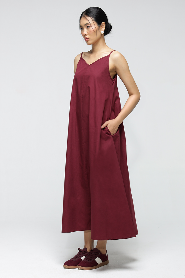 Stella V-Neck Dress : Merlot