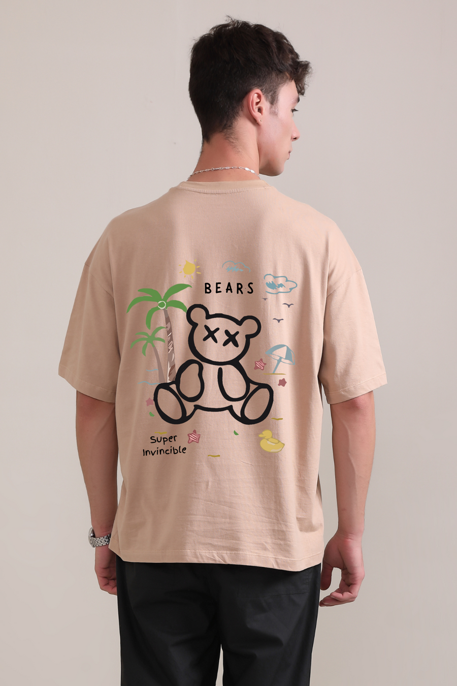 Invincible Bear- Oversized t-shirt