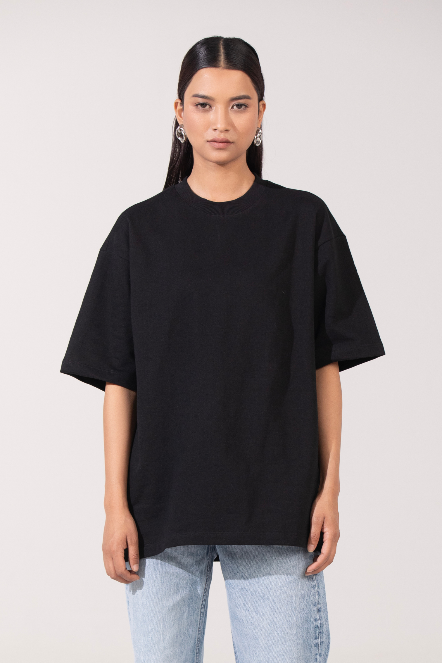Bold Black- Oversized T-Shirt