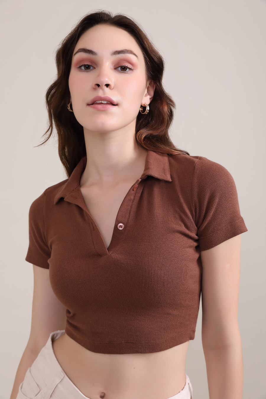 Ribbed Crop Polo T-Shirt- Brown