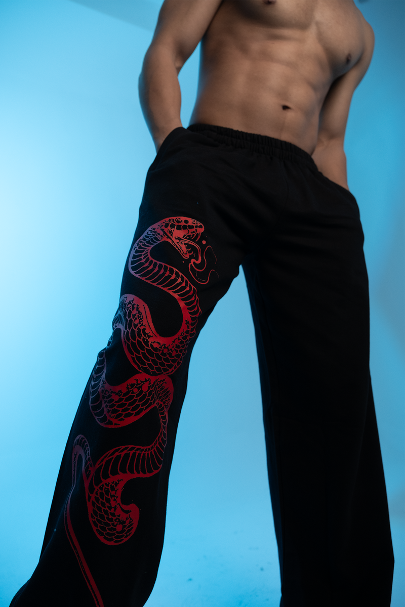 Venom Strike - Straight Fit Baggy Pants