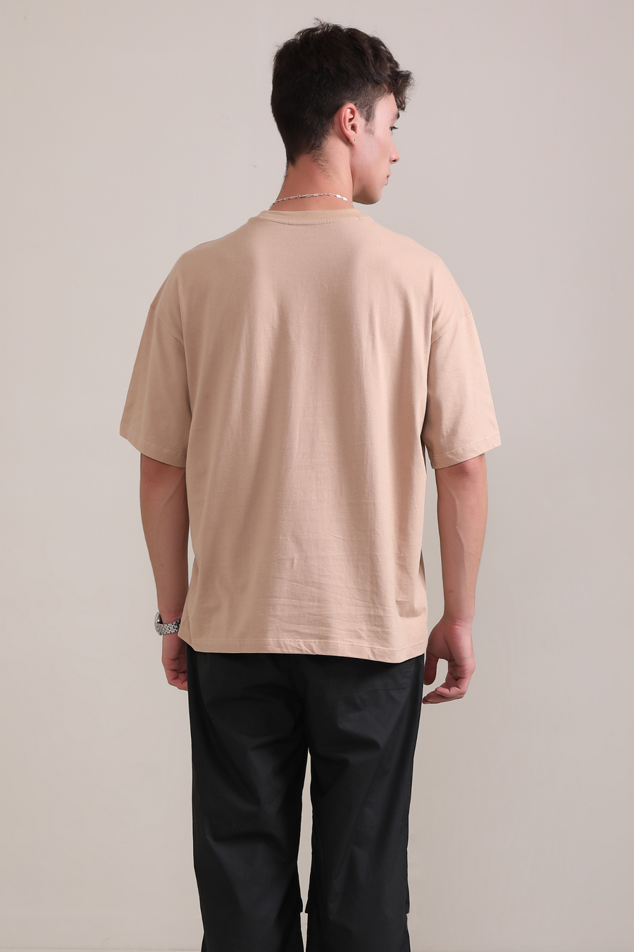 Beige- Oversized t-shirt